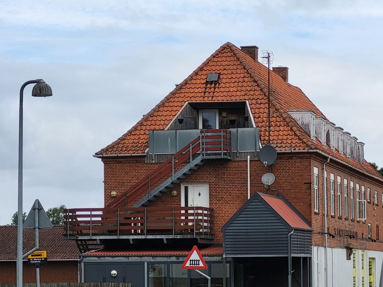 image 04